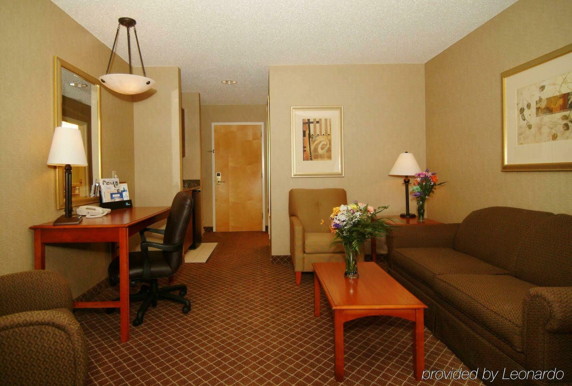 Holiday Inn Express Hotel & Suites Cedar Rapids I-380 At 33Rd Avenue, An Ihg Hotel Luaran gambar